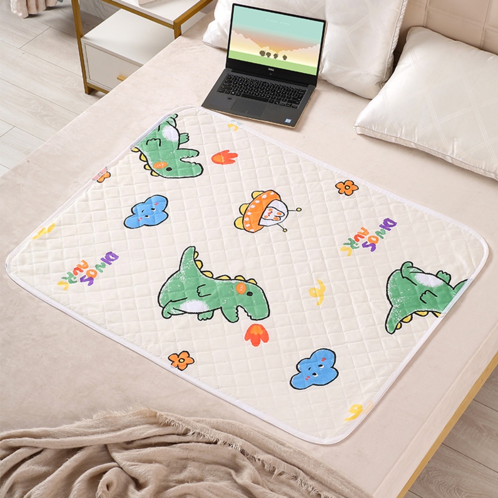 防水洗えるマットレス尿マット赤ちゃん幼児かわいい漫画ベッドプ - Cloth Diaper Insert のレビューと価格
