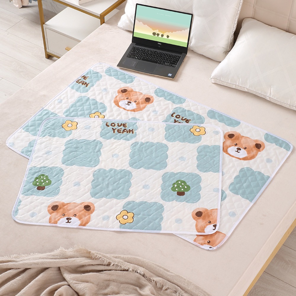 防水洗えるマットレス尿マット赤ちゃん幼児かわいい漫画ベッドプ - Cloth Diaper Insert のレビューと価格